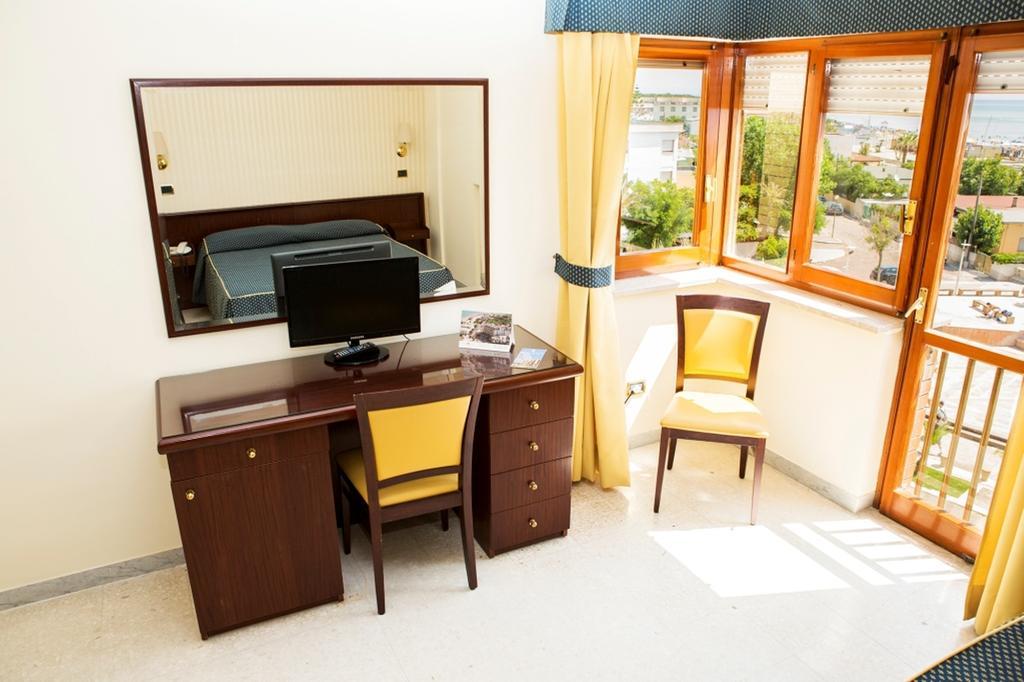 Hotel Sacco Bernalda Habitación foto